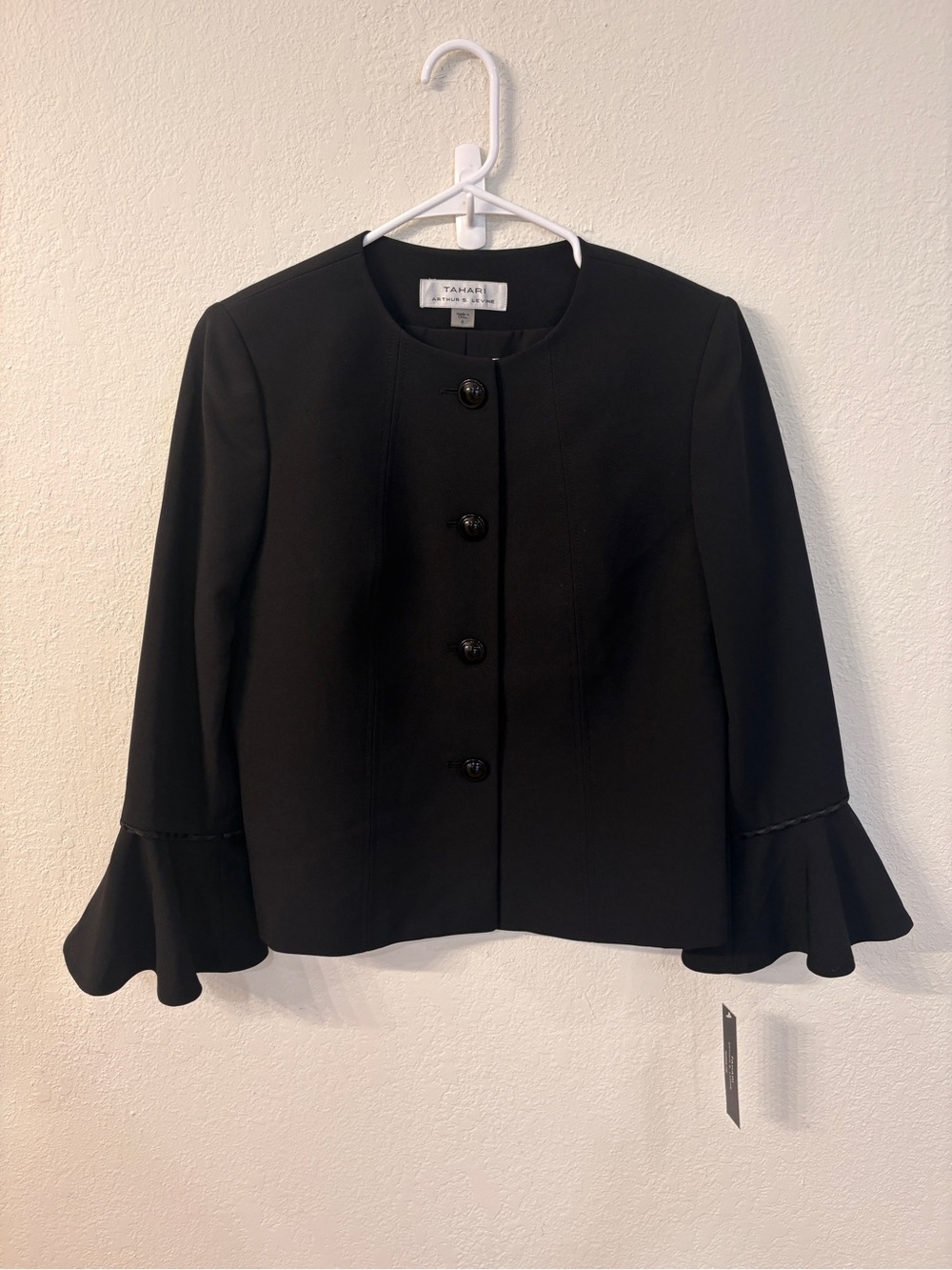Tahari Ruffle-Sleeve Blazer - NWT Size 6